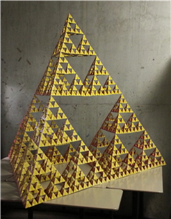  Sierpinski Pyramide 